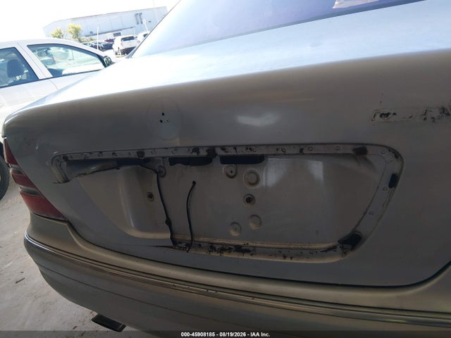 2002 Mercedes-benz S 55 Amg მანქანა იყიდება აუქციონზე, vin: WDBNG73JX2A237184, აუქციონის ნომერი: 45908185