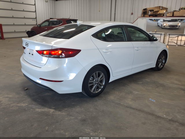 Продажа на аукционе авто 2018 Hyundai Elantra Sel, vin: 5NPD84LFXJH392006, номер лота: 45908204