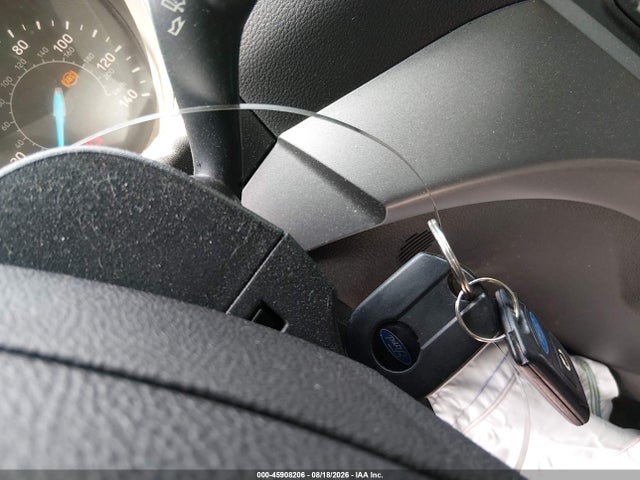 Продажа на аукционе авто 2018 Ford Escape Se, vin: 1FMCU0GDXJUC17782, номер лота: 45908206