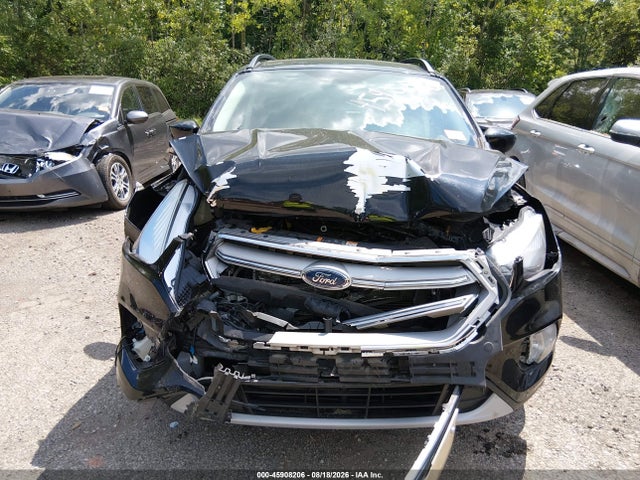 Продажа на аукционе авто 2018 Ford Escape Se, vin: 1FMCU0GDXJUC17782, номер лота: 45908206