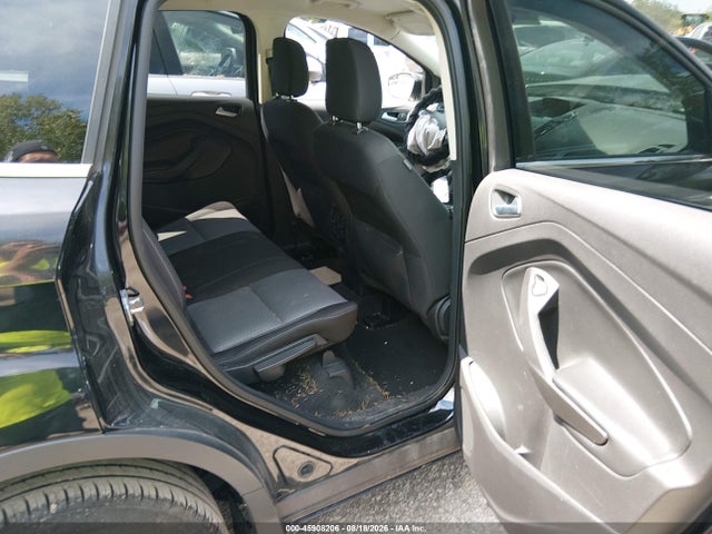 Продажа на аукционе авто 2018 Ford Escape Se, vin: 1FMCU0GDXJUC17782, номер лота: 45908206