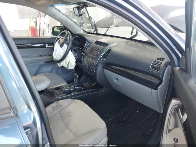 45908213 :رقم المزاد ، 5XYKTCA66FG569359 vin ، 2015 Kia Sorento Lx مزاد بيع