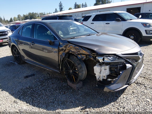 Toyota Camry Hybrid Xse 2024 4T1K31AK2RU621621 головне зображення