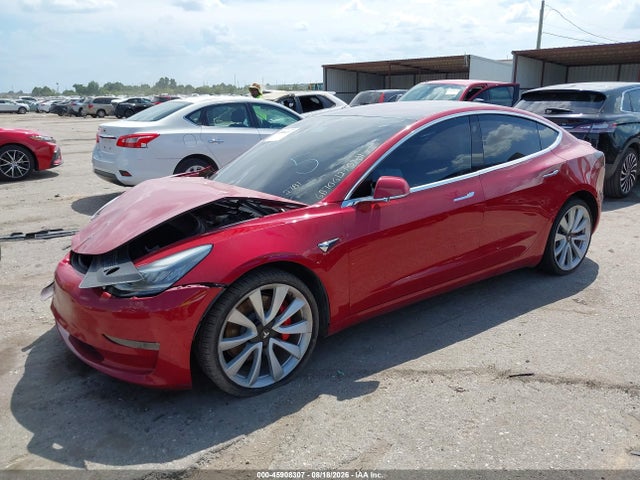 45908307 :رقم المزاد ، 5YJ3E1EB3JF072781 vin ، 2018 Tesla Model 3 Long Range/performance مزاد بيع