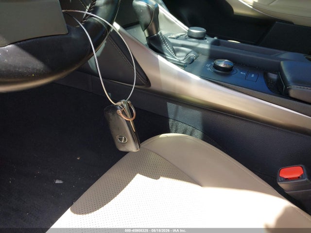 Продажа на аукционе авто 2020 Lexus Is 300, vin: JTHAA1D25L5107215, номер лота: 45908325