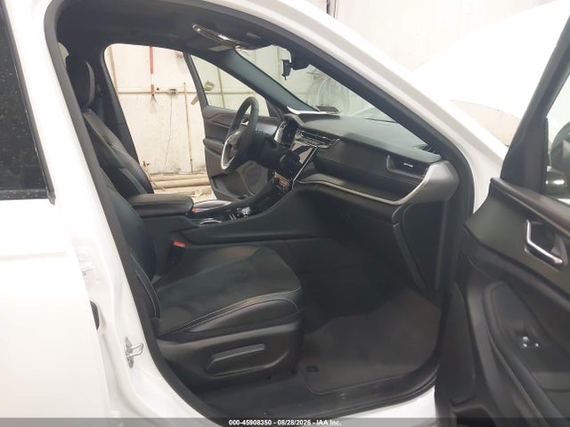 Продажа на аукционе авто 2025 Jeep Grand Cherokee L Altitude X 4x4, vin: 1C4RJKAG5S8684544, номер лота: 45908350