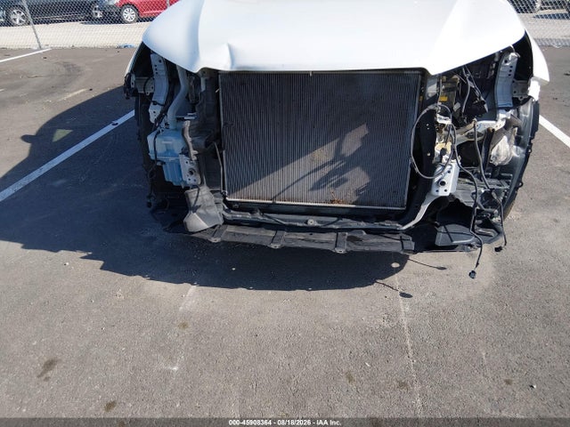 2014 Toyota Highlander Xle V6 მანქანა იყიდება აუქციონზე, vin: 5TDJKRFH6ES040569, აუქციონის ნომერი: 45908364