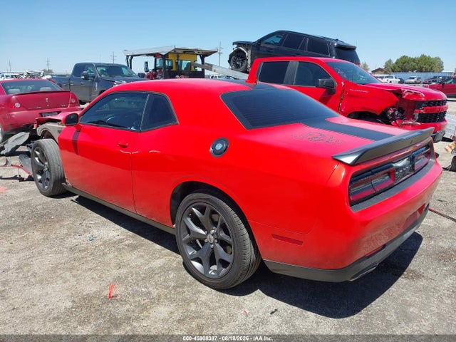 45908387 :رقم المزاد ، 2C3CDZAGXHH640505 vin ، 2017 Dodge Challenger Sxt Plus مزاد بيع