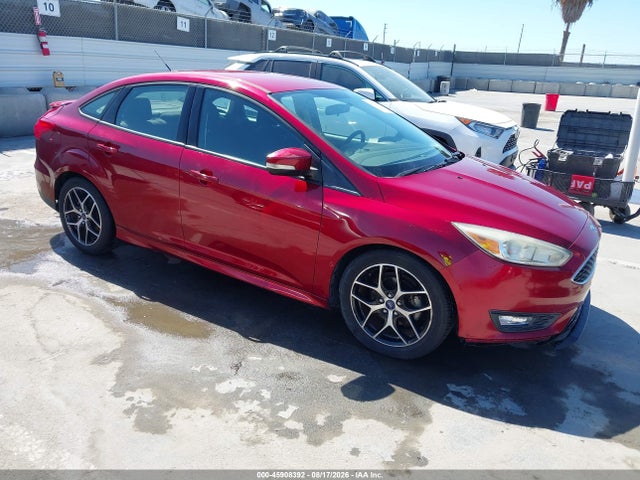 Ford FOCUS SE 2015 1FADP3F21FL221823 главное изображение