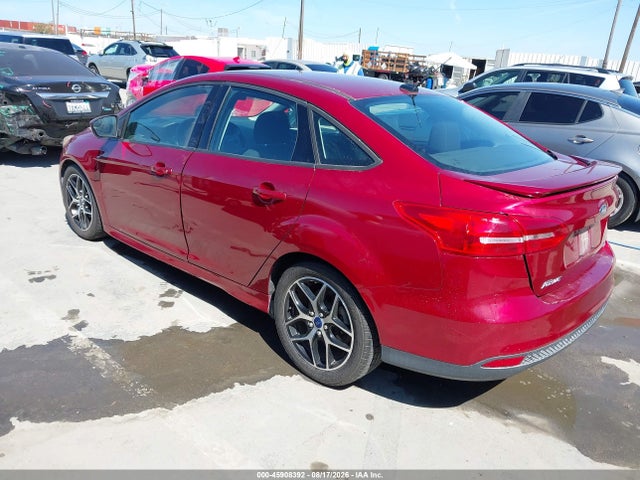 Ford FOCUS SE 2015 1FADP3F21FL221823 Image 3