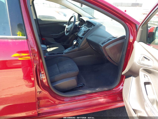 Ford FOCUS SE 2015 1FADP3F21FL221823 Image 5