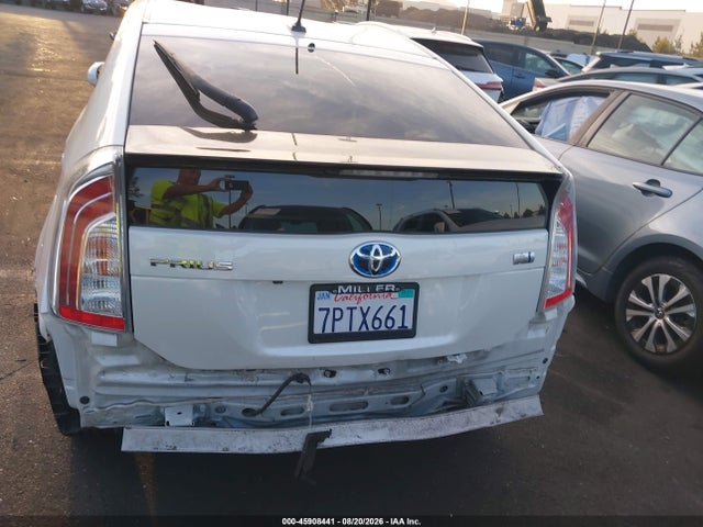 Toyota Prius Three 2015 JTDKN3DU3F0477457 Image 17