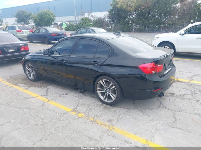 45908461 :رقم المزاد ، WBA3C1C56CF430177 vin ، 2012 Bmw 328i مزاد بيع