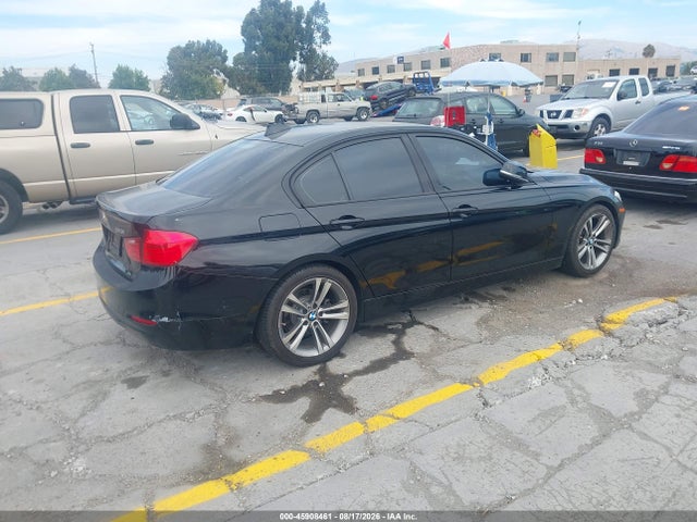 45908461 :رقم المزاد ، WBA3C1C56CF430177 vin ، 2012 Bmw 328i مزاد بيع