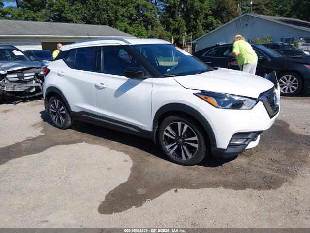 45908526 :رقم المزاد ، 3N1CP5DV6LL555671 vin ، 2020 Nissan Kicks Sr Xtronic Cvt مزاد بيع