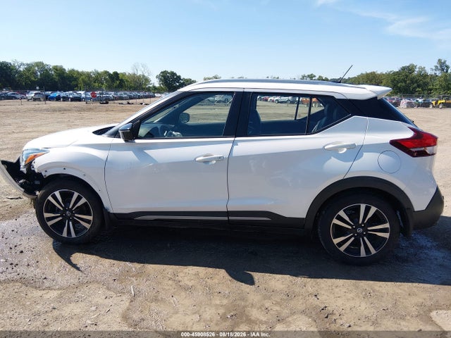 45908526 :رقم المزاد ، 3N1CP5DV6LL555671 vin ، 2020 Nissan Kicks Sr Xtronic Cvt مزاد بيع