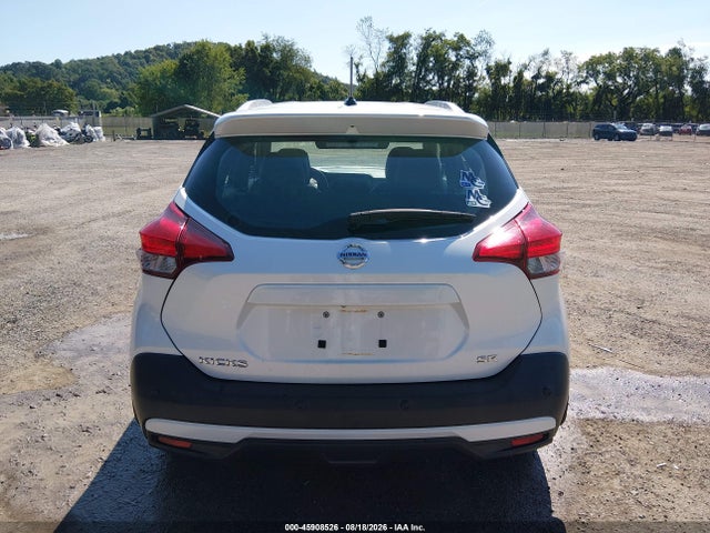 45908526 :رقم المزاد ، 3N1CP5DV6LL555671 vin ، 2020 Nissan Kicks Sr Xtronic Cvt مزاد بيع