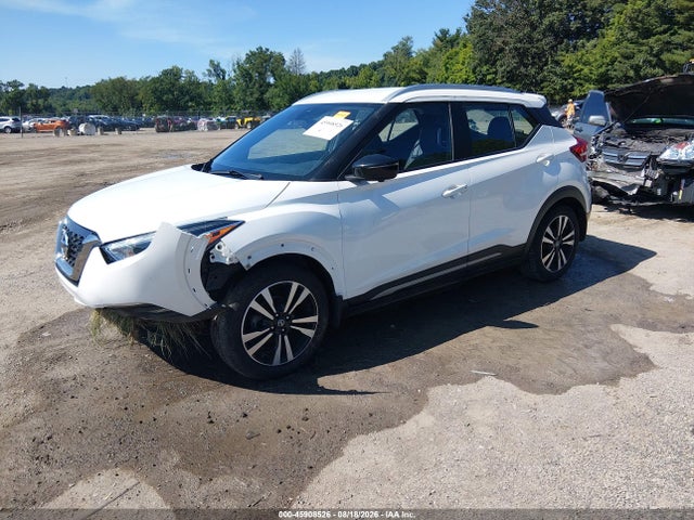 45908526 :رقم المزاد ، 3N1CP5DV6LL555671 vin ، 2020 Nissan Kicks Sr Xtronic Cvt مزاد بيع