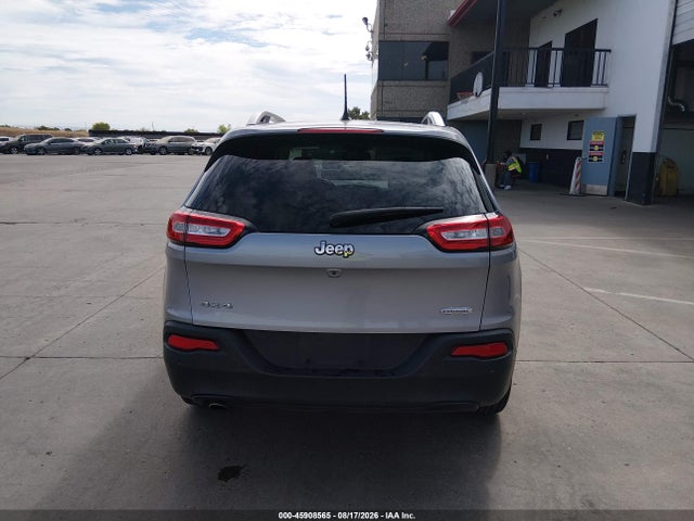 Jeep Cherokee Latitude 4x4 2018 1C4PJMCB2JD528455 Image 16