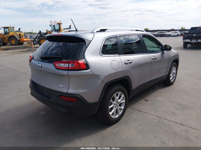 Jeep Cherokee Latitude 4x4 2018 1C4PJMCB2JD528455 Image 4