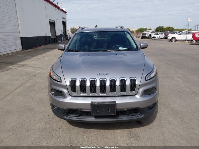Jeep Cherokee Latitude 4x4 2018 1C4PJMCB2JD528455 Image 6