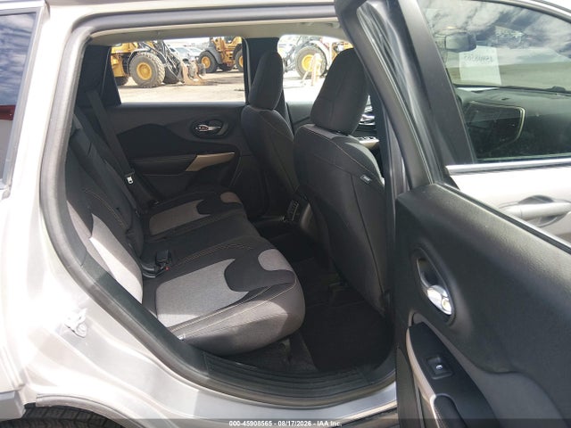 Jeep Cherokee Latitude 4x4 2018 1C4PJMCB2JD528455 Image 8