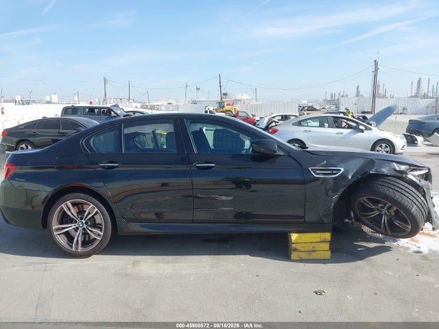 WBSFV9C56GG343221 BMW M5