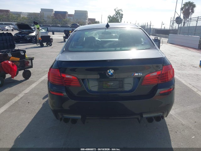 WBSFV9C56GG343221 BMW M5