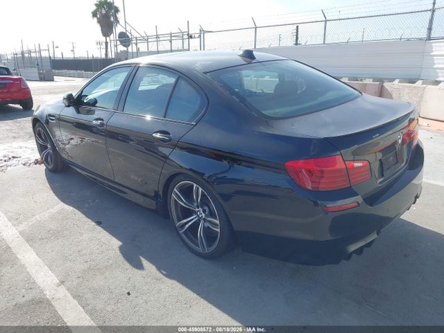 WBSFV9C56GG343221 BMW M5