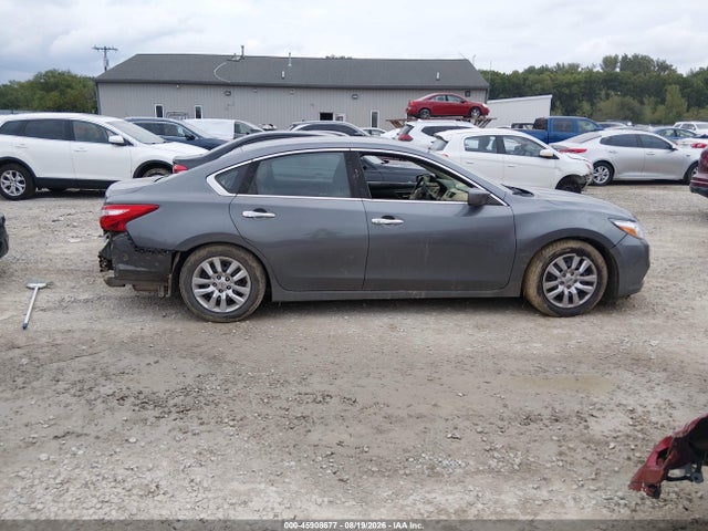 Продаж на аукціоні авто 2017 Nissan Altima 2.5 S, vin: 1N4AL3AP4HN332536, номер лоту: 45908677