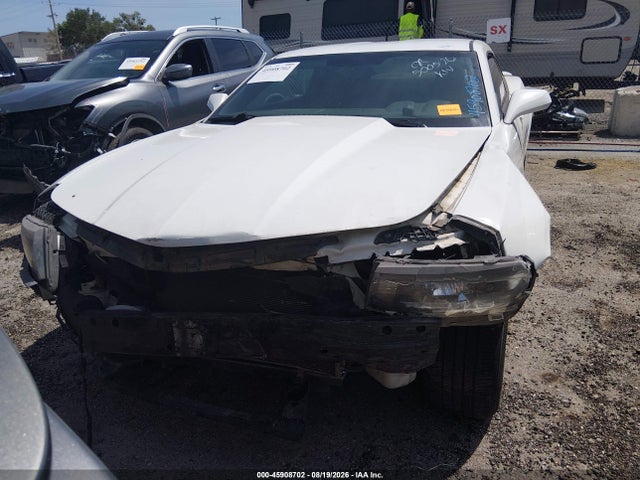 Продаж на аукціоні авто 2015 Chevrolet Camaro 2ls, vin: 2G1FB1E39F9242810, номер лоту: 45908702