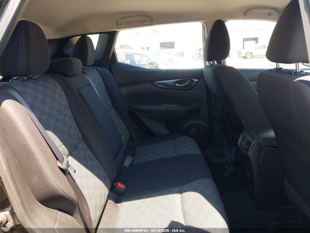 JN1BJ1CP5KW522016 Nissan Rogue Sport Sv