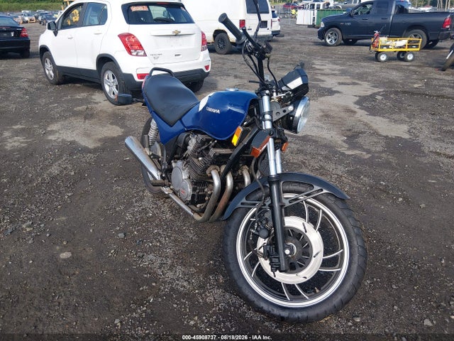 45908737 :رقم المزاد ، JYA5G2003CA103887 vin ، 1982 Yamaha Xj750 R مزاد بيع