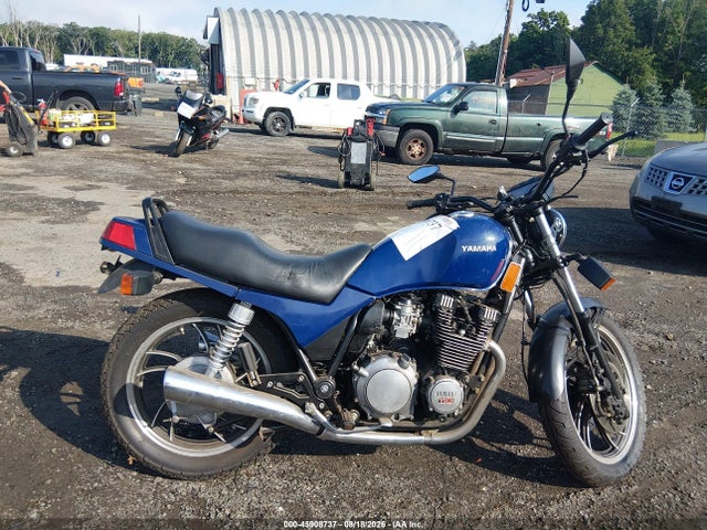 1982 Yamaha Xj750 R მანქანა იყიდება აუქციონზე, vin: JYA5G2003CA103887, აუქციონის ნომერი: 45908737