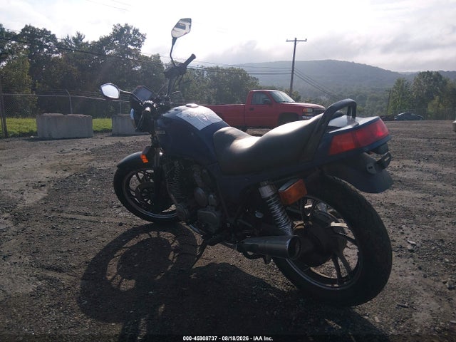 1982 Yamaha Xj750 R მანქანა იყიდება აუქციონზე, vin: JYA5G2003CA103887, აუქციონის ნომერი: 45908737