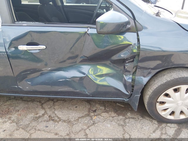2015 Nissan Versa 1.6 Sv მანქანა იყიდება აუქციონზე, vin: 3N1CN7AP7FL825390, აუქციონის ნომერი: 45908744