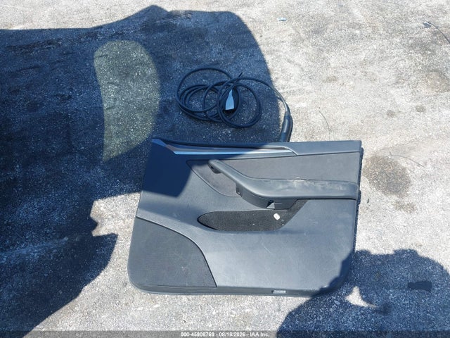 45908769 :رقم المزاد ، 7SAYGDED4PF949695 vin ، 2023 Tesla Model Y Rwd مزاد بيع