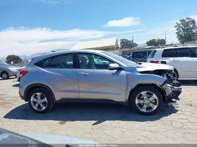 3CZRU5H38NM729143 Honda Hr-v 2wd Lx