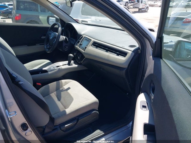 3CZRU5H38NM729143 Honda Hr-v 2wd Lx