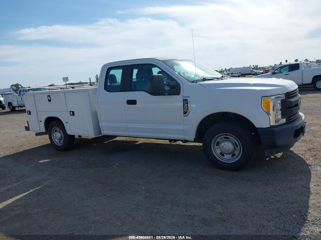 1FD8X3A63HEE29047 Ford F-350 Xl