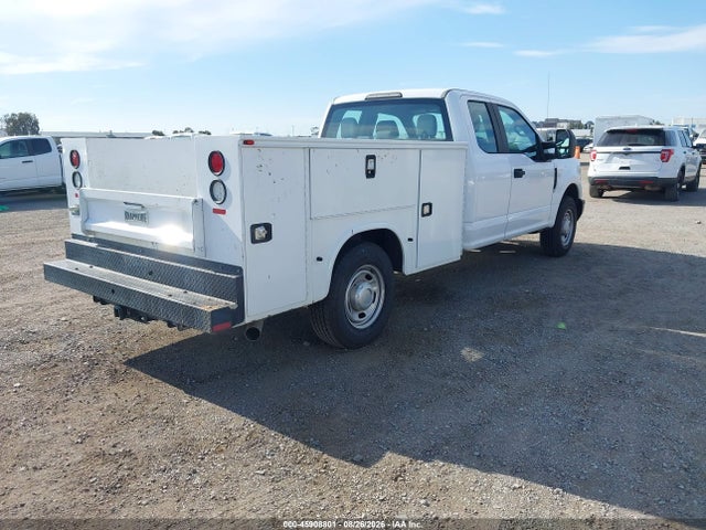 1FD8X3A63HEE29047 Ford F-350 Xl
