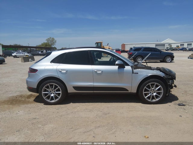 45908831 :رقم المزاد ، WP1AA2A51JLB13946 vin ، 2018 Porsche Macan مزاد بيع