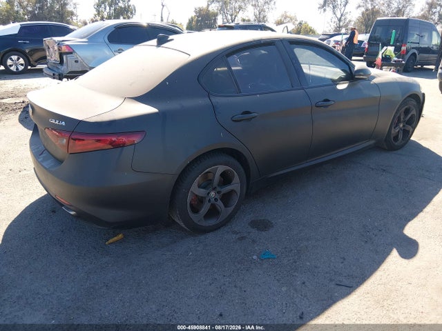 Alfa Romeo Giulia Awd 2018 ZARFAEDN8J7589422 Image 4