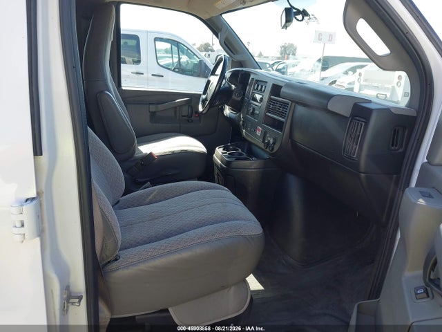 Chevrolet Express 2500 Ls 2018 1GAWGEFG1J1282287 Image 5