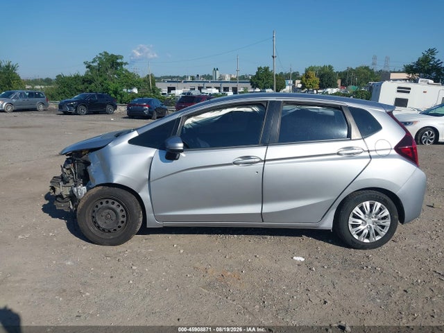 45908871 :رقم المزاد ، 3HGGK5H54HM706842 vin ، 2017 Honda Fit Lx مزاد بيع
