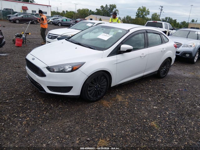 45908921 :رقم المزاد ، 1FADP3F2XGL312235 vin ، 2016 Ford Focus Se مزاد بيع