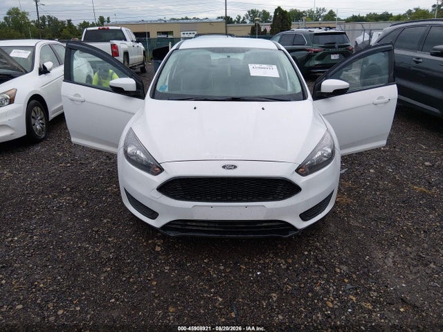 45908921 :رقم المزاد ، 1FADP3F2XGL312235 vin ، 2016 Ford Focus Se مزاد بيع