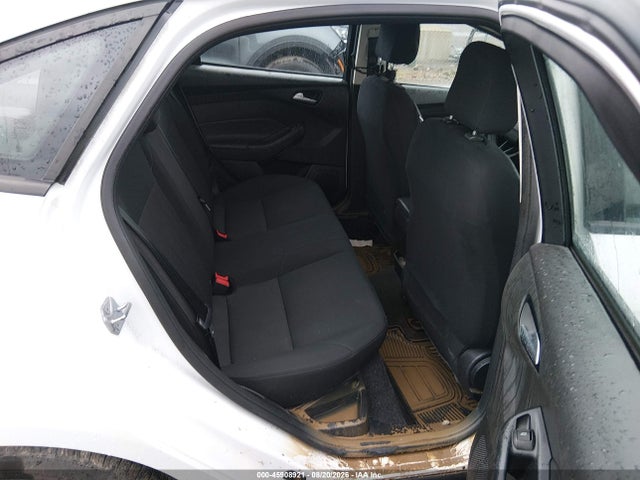 45908921 :رقم المزاد ، 1FADP3F2XGL312235 vin ، 2016 Ford Focus Se مزاد بيع