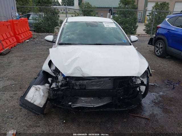 Продажа на аукционе авто 2022 Kia Forte Lxs, vin: 3KPF24AD3NE491272, номер лота: 45908929