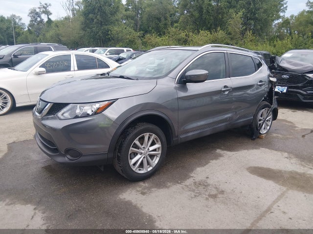 45908940 :رقم المزاد ، JN1BJ1CP7JW164979 vin ، 2018 Nissan Rogue Sport Sv مزاد بيع